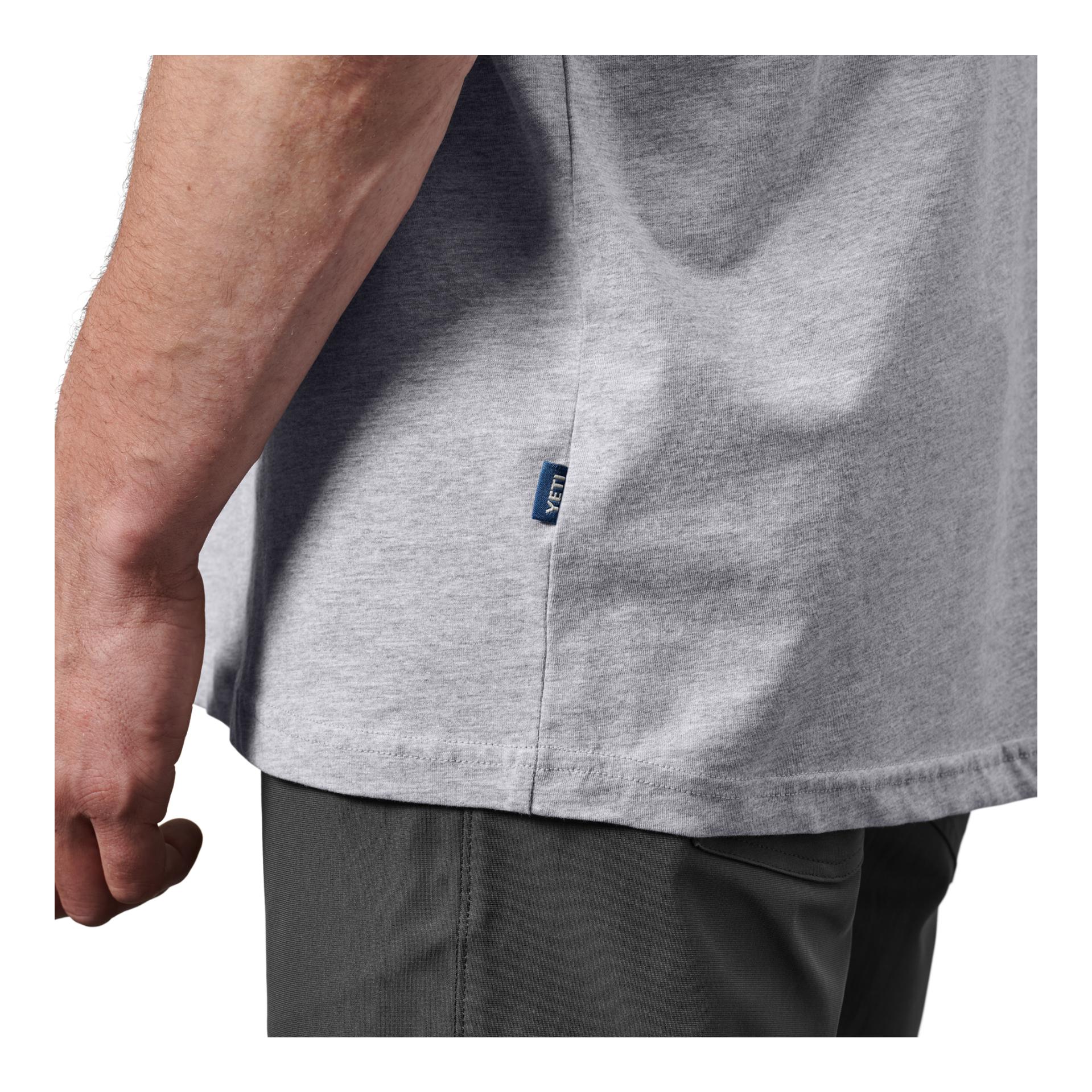 Logo Badge Short Sleeve - T-Shirt - Produktbild 4
